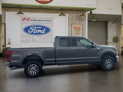 Certified 2022 Ford F350 Lariat w/ Lariat Value Package image 8