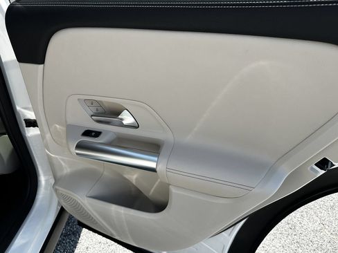 Certified 2026 Mercedes-Benz GLA 250 w/ Exclusive Package image 19