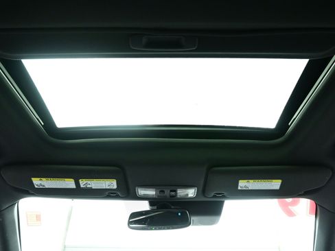 Used 2019 Mitsubishi Outlander GT image 17