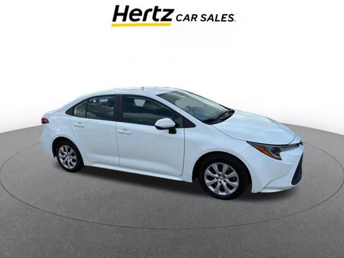 Used 2025 Toyota Corolla LE FWD image 1