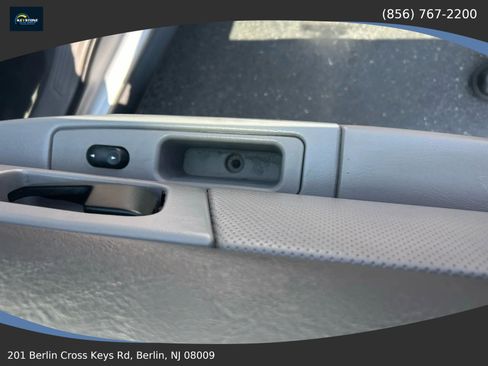 Used 2005 Mercury Sable GS FWD image 16