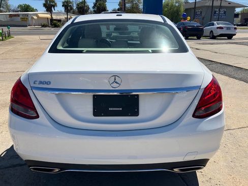 Used 2017 Mercedes-Benz C 300 Luxury image 7