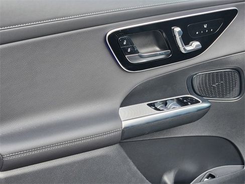 New 2026 Mercedes-Benz GLC 300 4MATIC image 10