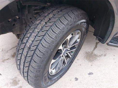 Certified 2018 Ford F150 XLT w/ Equipment Group 302A Luxury image 30