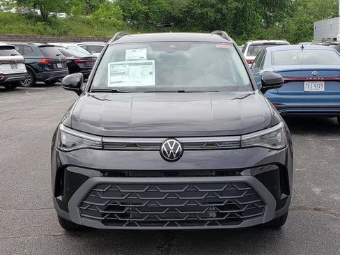 New 2026 Volkswagen Taos SE FWD image 5