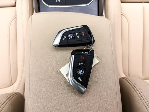 Used 2021 BMW 330e xDrive w/ Convenience Package AWD/4WD image 37