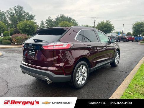 Used 2021 Ford Edge Titanium AWD/4WD image 9