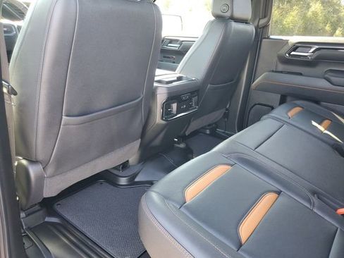 Used 2025 GMC Sierra 1500 AT4 w/ AT4 Premium Package image 23