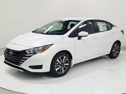 Certified 2025 Nissan Versa SV w/ Trunk Package FWD image 3