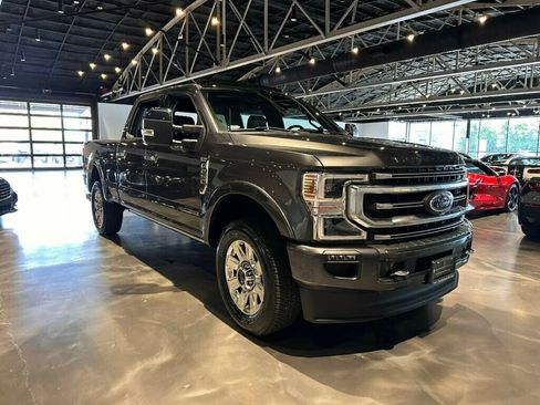Used 2020 Ford F250 Platinum w/ FX4 Off-Road Package AWD/4WD image 7