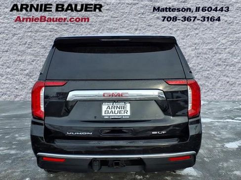 Used 2021 GMC Yukon SLT w/ SLT Premium Package image 8