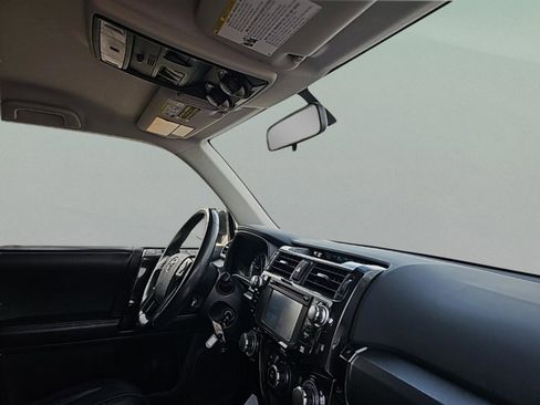 Used 2014 Toyota 4Runner Trail image 35
