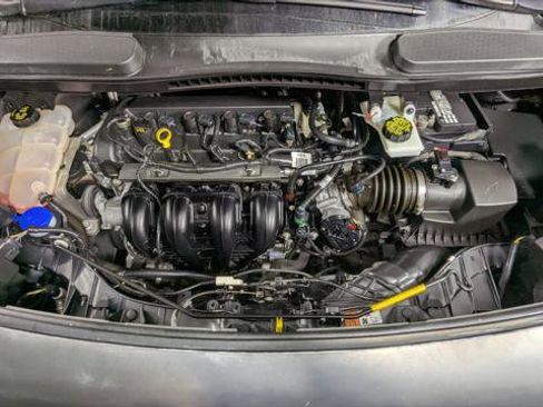 Used 2016 Ford Transit Connect XL image 29