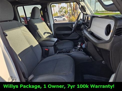 Certified 2024 Jeep Gladiator Sport image 19