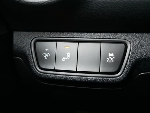 Certified 2023 Kia Forte LXS w/ LXS Technology Package image 26