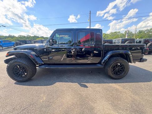 Used 2022 Jeep Gladiator Overland AWD/4WD image 6