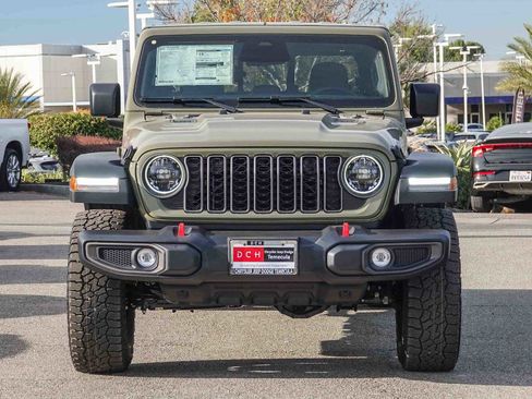 New 2026 Jeep Gladiator Rubicon image 2