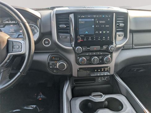 Used 2022 RAM 1500 Big Horn AWD/4WD image 17