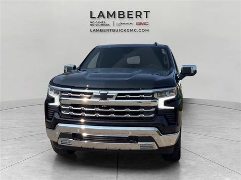 Used 2025 Chevrolet Silverado 1500 LTZ w/ LTZ Premium Package AWD/4WD image 8