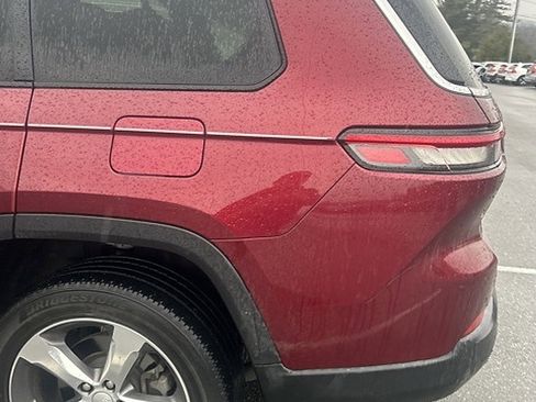 Used 2021 Jeep Grand Cherokee L Limited image 8