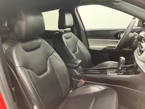 Used 2025 Jeep Compass Limited AWD/4WD image 24