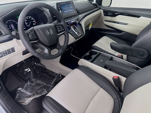 New 2026 Honda Odyssey Elite image 14
