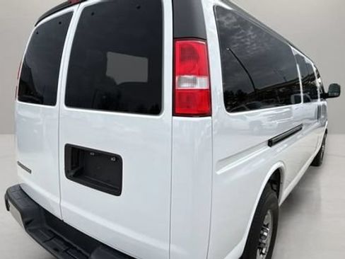 Used 2024 Chevrolet Express 3500 LT w/ LT Preferred Equipment Group RWD image 31