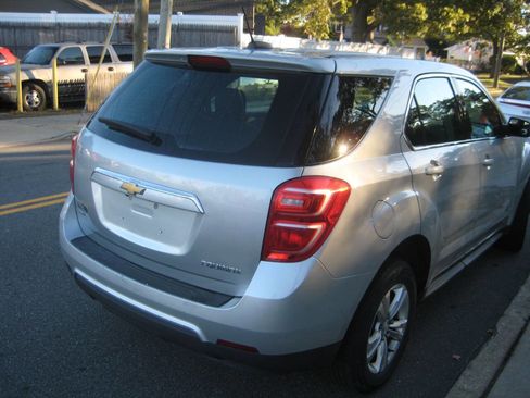 Used 2016 Chevrolet Equinox LS image 5