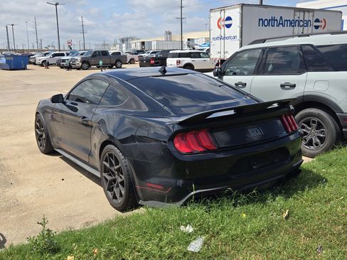 Used 2021 Ford Mustang Mach 1 w/ Mach 1 Handling Package RWD image 6