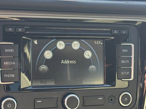 Used 2014 Volkswagen Passat 1.8T SE image 22