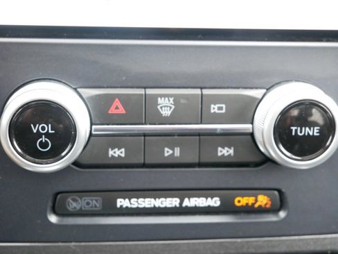 Certified 2023 Ford Edge ST-Line w/ Class II Trailer Tow Package image 25