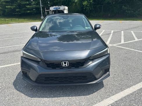 Used 2023 Honda Civic LX image 2
