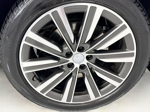 Used 2024 Land Rover Range Rover Autobiography AWD/4WD image 32