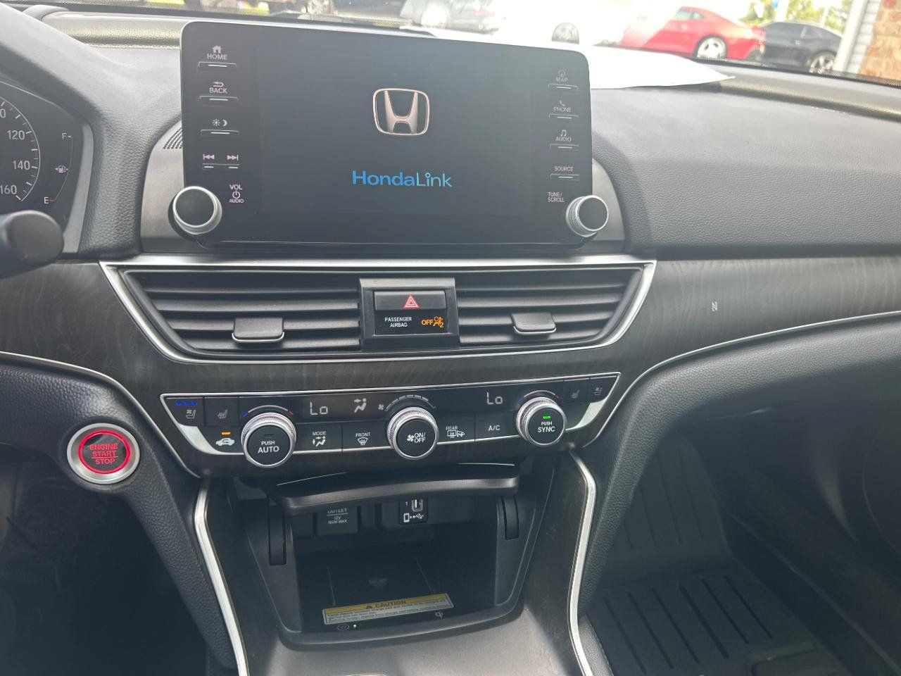 Used 2020 Honda Accord Touring image 13