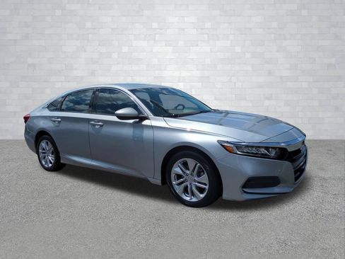 Used 2018 Honda Accord LX image 2