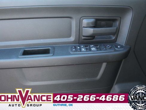 Used 2024 RAM 3500 Tradesman w/ Chrome Appearance Group image 33