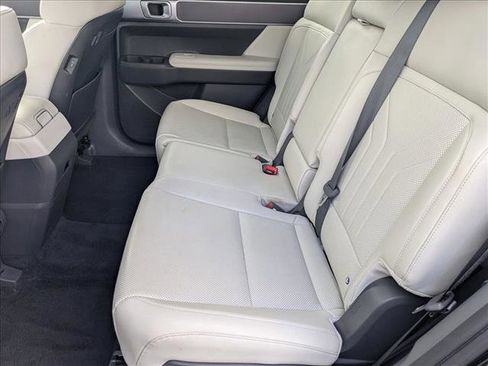 Used 2024 Hyundai Santa Fe SEL image 16