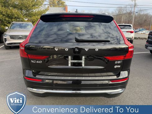 Certified 2023 Volvo XC60 B5 Ultimate w/ Climate Package image 7