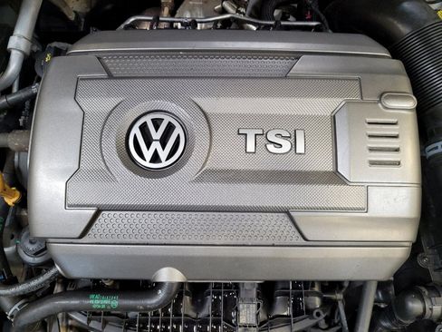 Used 2021 Volkswagen Jetta GLI FWD image 30