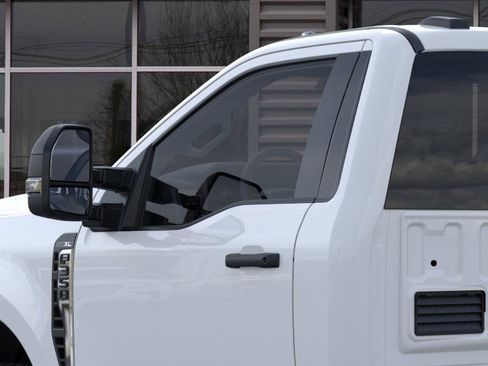 New 2025 Ford F350 XL w/ XL Chrome Package image 20