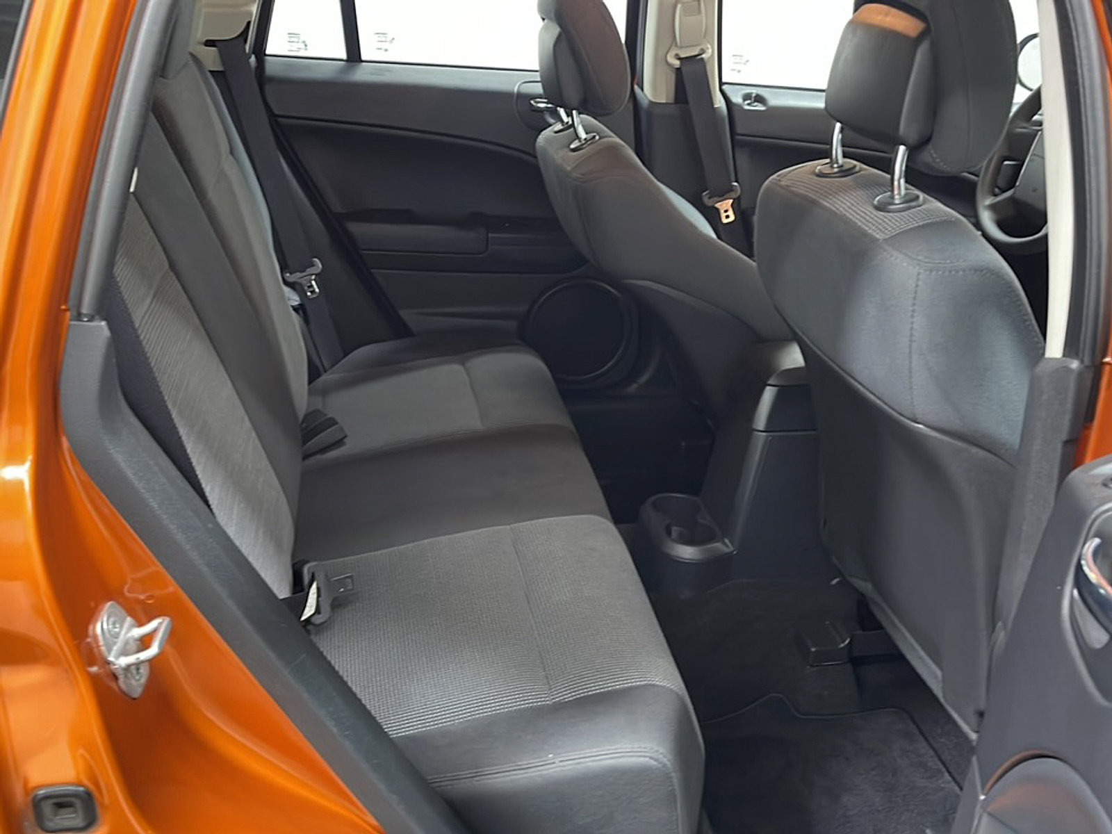 Used 2011 Dodge Caliber Mainstreet FWD image 17