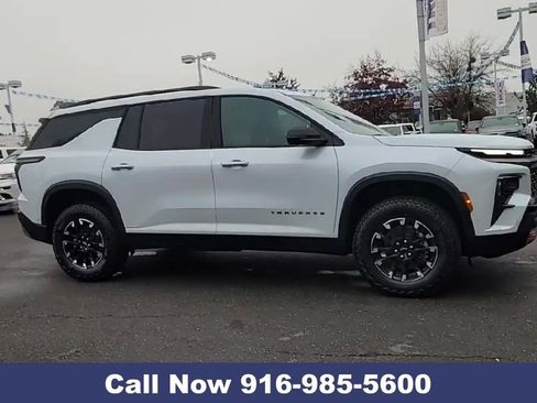 New 2026 Chevrolet Traverse Z71 w/ Enhanced Driving Package image 12