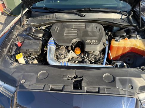 Used 2011 Dodge Charger Rallye RWD image 15