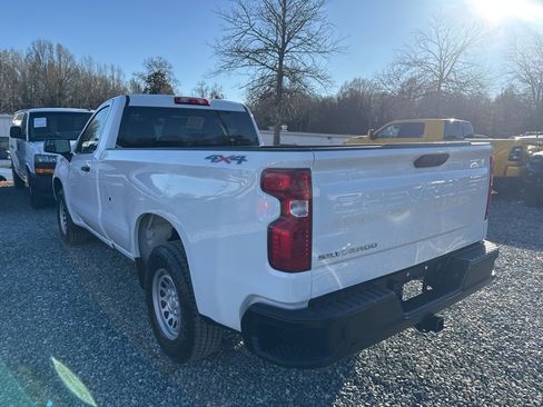 Used 2022 Chevrolet Silverado 1500 W/T w/ WT Value Package image 3