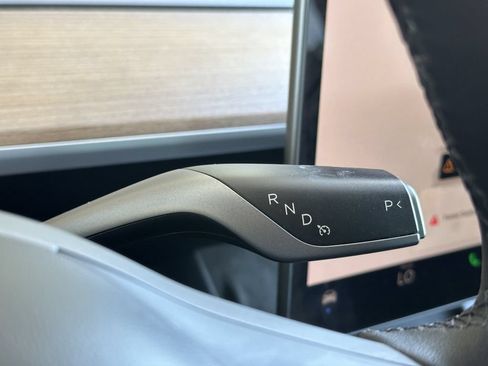 Used 2023 Tesla Model Y Long Range AWD/4WD image 20