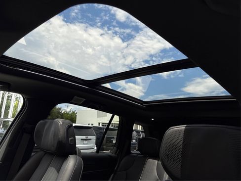 New 2027 Cadillac Vistiq Sport AWD/4WD image 32