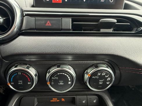 Used 2018 MAZDA MX-5 Miata Grand Touring RWD image 28