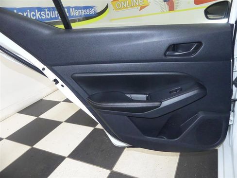 Used 2025 Nissan Altima 2.5 SV image 24