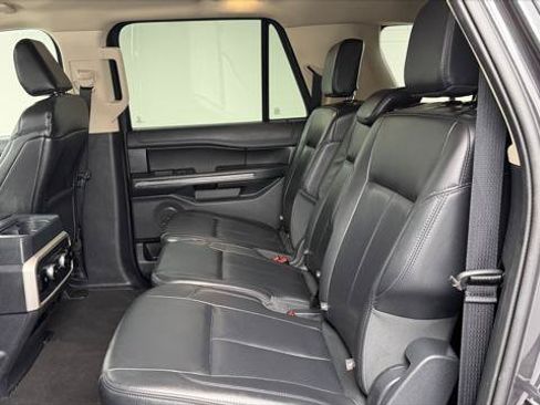 Used 2024 Ford Expedition Max XLT AWD/4WD image 17