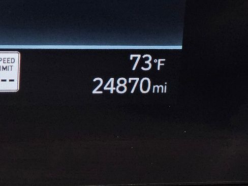 Used 2024 Hyundai Kona SEL FWD image 29